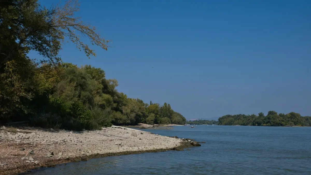 Năng lượng hạt nhân Hungary trở lại khi mưa nâng mực sông Danube