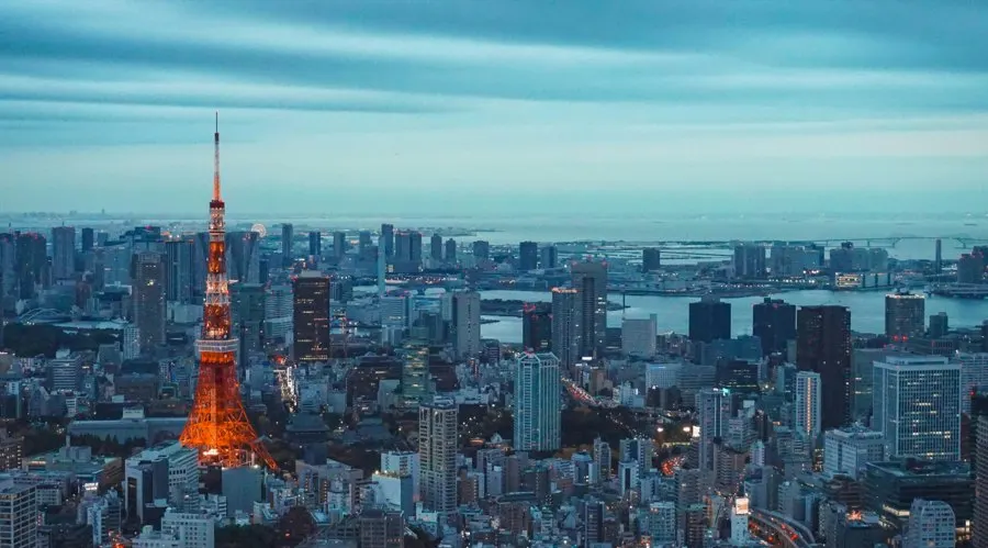 Sàn Tokyo yêu cầu 270 công ty giảm phí mua cổ phiếu