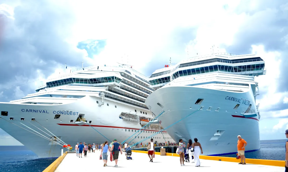 Jim Cramer đánh giá tích cực cổ phiếu Carnival (CCL)