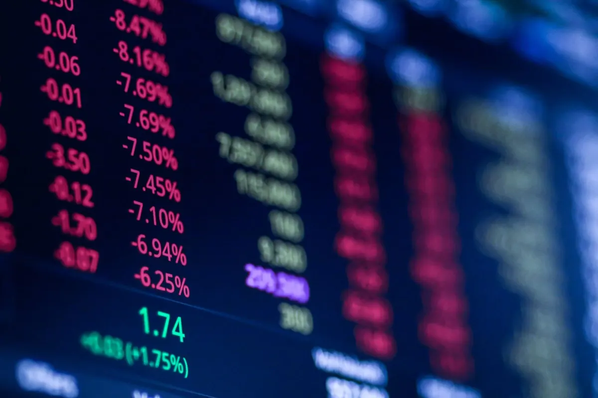 Michael Burry bỏ qua IPO SpaceX: 3 cổ phiếu thay thế
