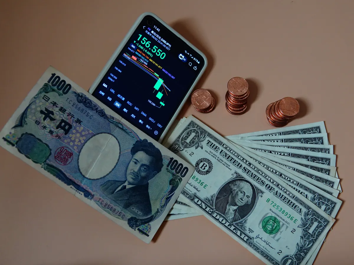 Dự trữ ngoại hối Nhật giảm kỷ lục 80 tỷ USD tháng 8