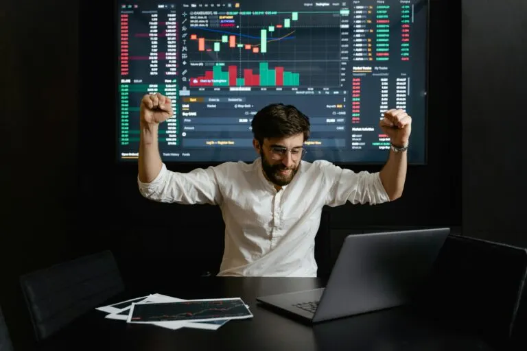 Accelerant Holdings (ARX) tăng 57% khi Thoma Bravo mua lại
