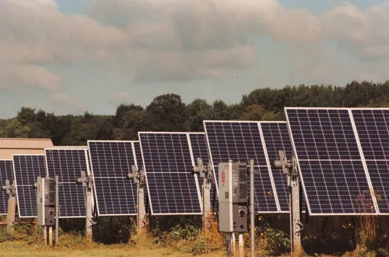 Nextpower (NXT) mua Zimmermann PV‑Steel Group 330 triệu €