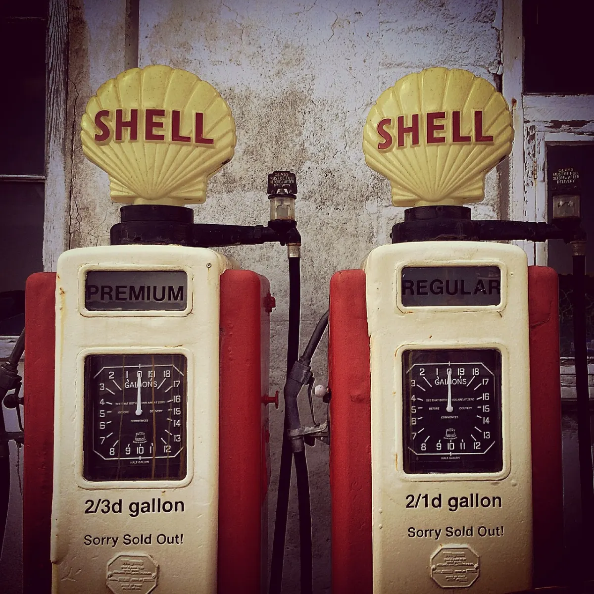 Shell (SHEL) tập trung vào dầu khí, bán mảng điện gió