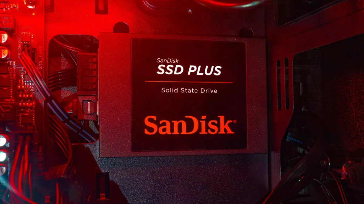 SanDisk: Kỳ vọng mới 13/8, doanh thu kỷ lục, hướng đi