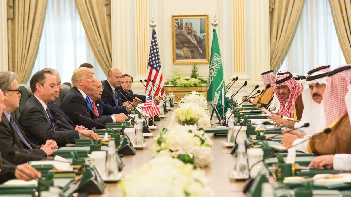 Mỹ và Houthis mở đàm phán khi khủng hoảng dầu Saudi sâu hơn