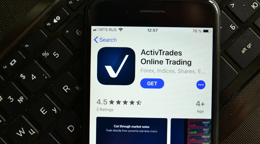 Cấu trúc mới của ActivTrades: Đơn vị nước ngoài chuyển sang công ty mẹ Guernsey