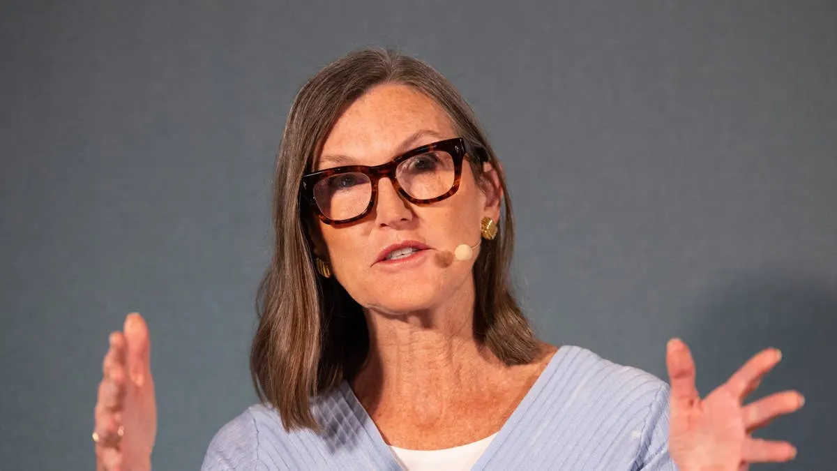 Cathie Wood rút 60 triệu đô la khỏi cổ phiếu tăng trưởng phổ biến