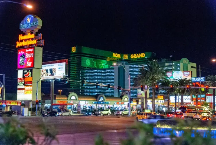 Có nên mua cổ phiếu MGM Resorts (MGM) lúc này?