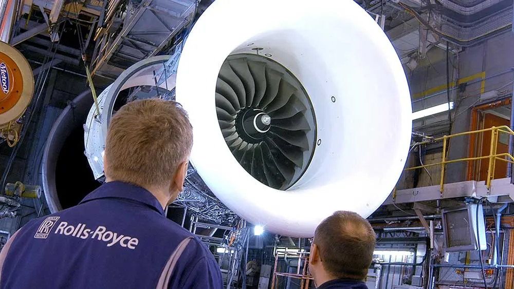 Cổ phiếu Rolls-Royce lập đỉnh 14 năm, FTAI tăng mạnh