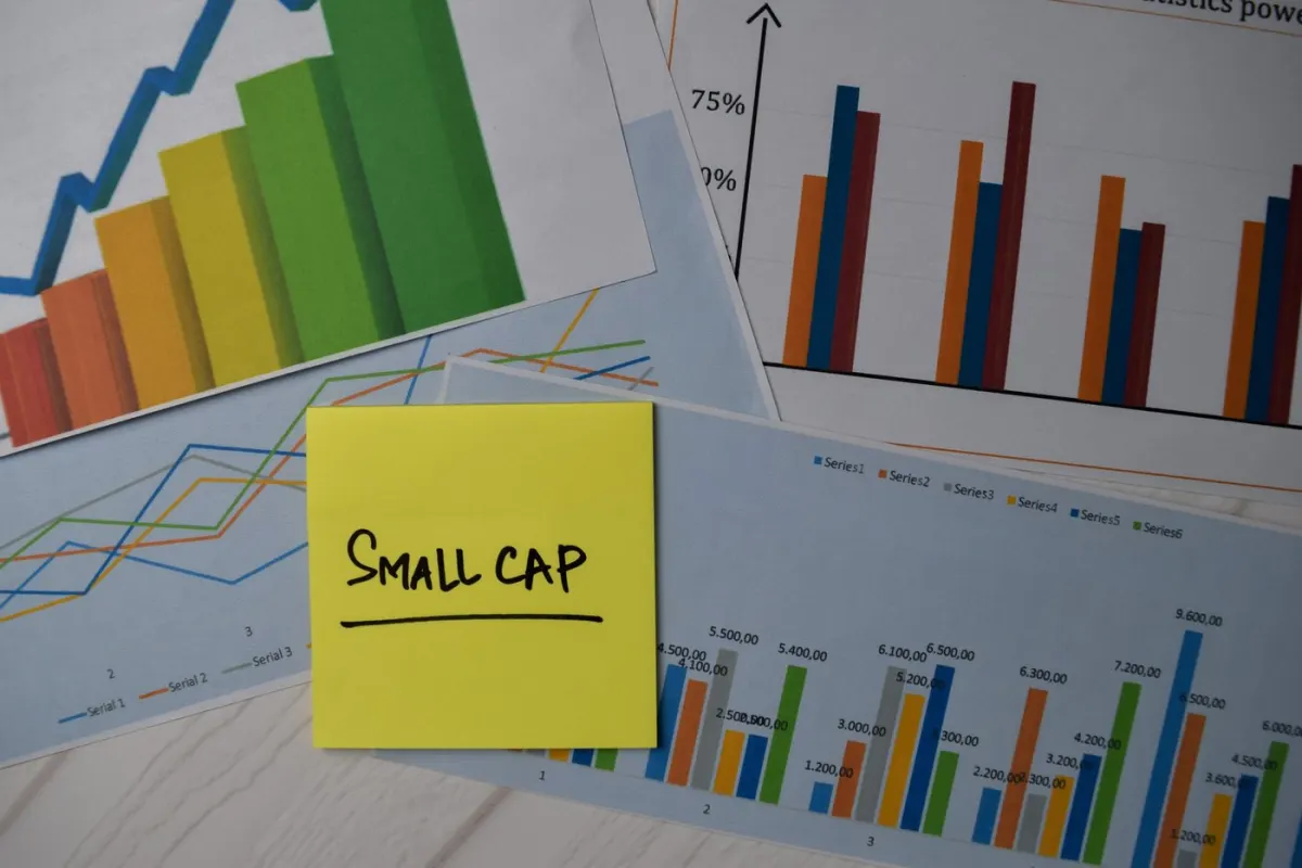 ETF Small-Cap Vượt Trội S&P 500 Năm 2026: Có Nên Mua?