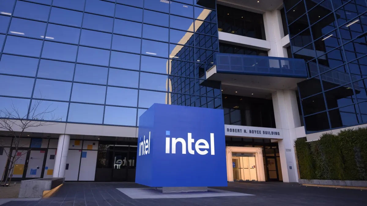 Nvidia lãi 25 tỷ USD từ Intel: Canh bạc đã hái quả ngọt?