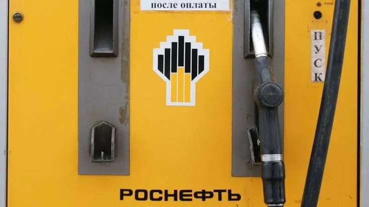 Khủng hoảng nhiên liệu tại Moscow: Nga siết phân phối xăng