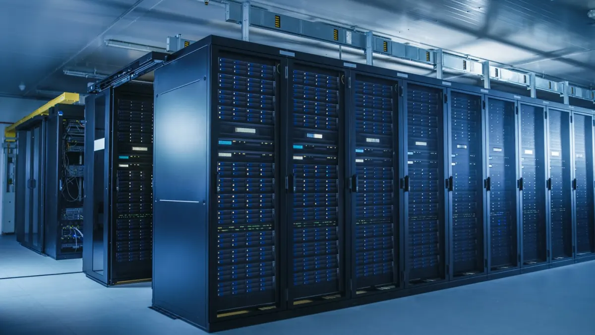Vertiv Mua UIG: Cú Hích Thống Trị Trung Tâm Dữ Liệu AI
