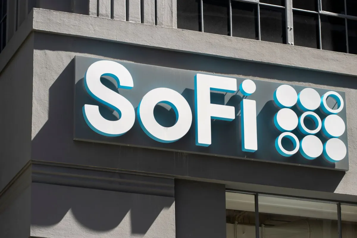 SoFi nhận rating mua mới: Ý nghĩa cho cổ phiếu SOFI