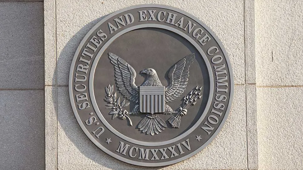 SEC hoãn họp luật crypto, OCC mở đường cho ngân hàng số