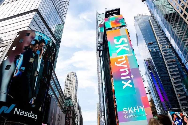 SK Hynix lãi kỷ lục vẫn giảm 10%: Lo ngại bong bóng AI