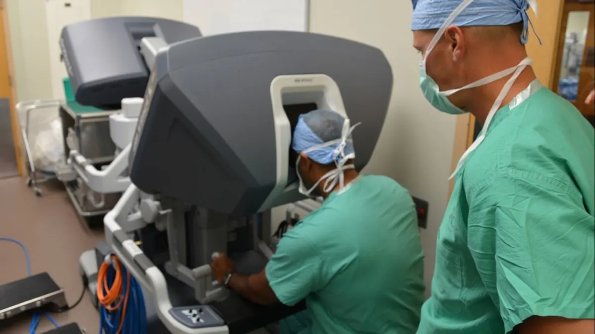 Intuitive Surgical: Tiềm năng tăng 83% khi giá giảm 28%