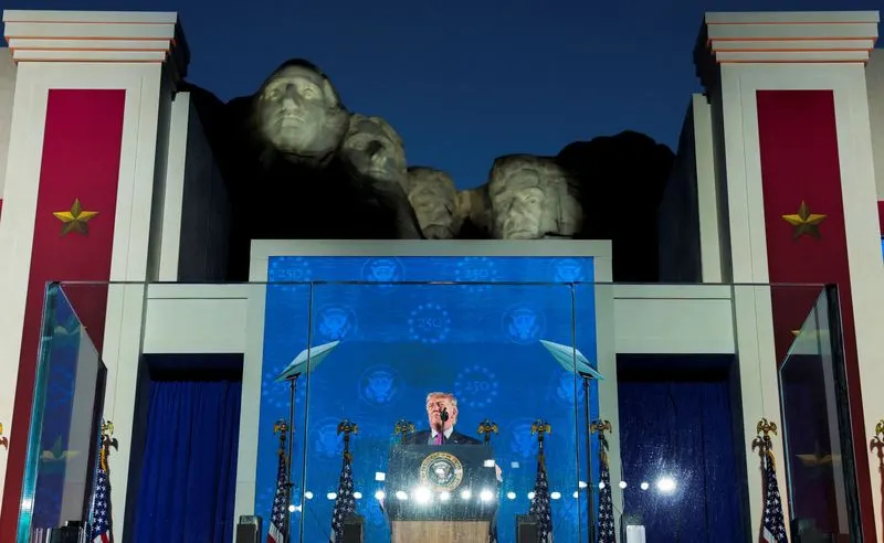 Mỹ ra mắt tài khoản Trump: Đầu tư từ thuở bé