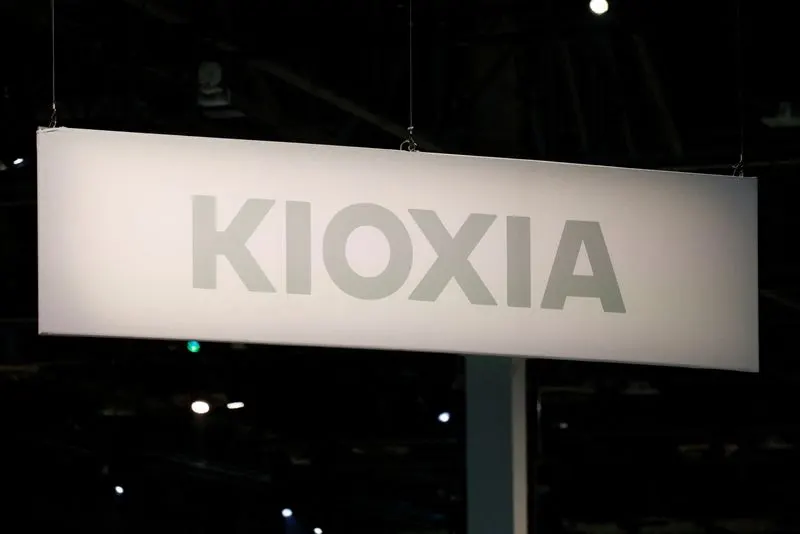 Cổ phiếu Kioxia giảm 12% do làn sóng bán tháo chip AI