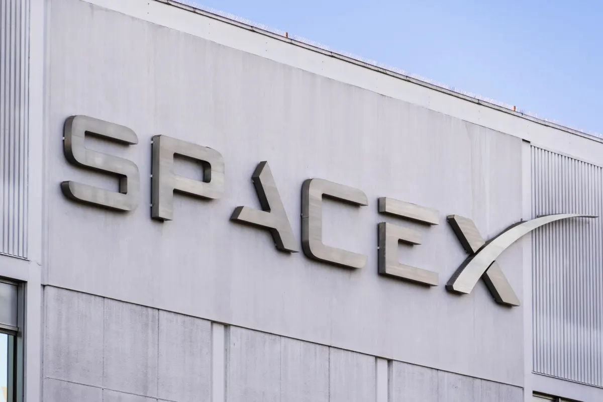 Cổ phiếu SpaceX: Giao dịch quyền chọn bắt đầu từ 16/6