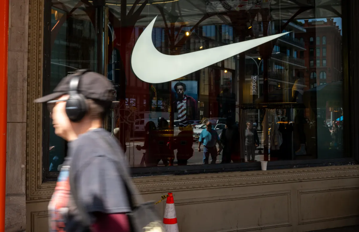 Nike vượt kỳ vọng doanh thu dù doanh số Trung Quốc giảm 12%