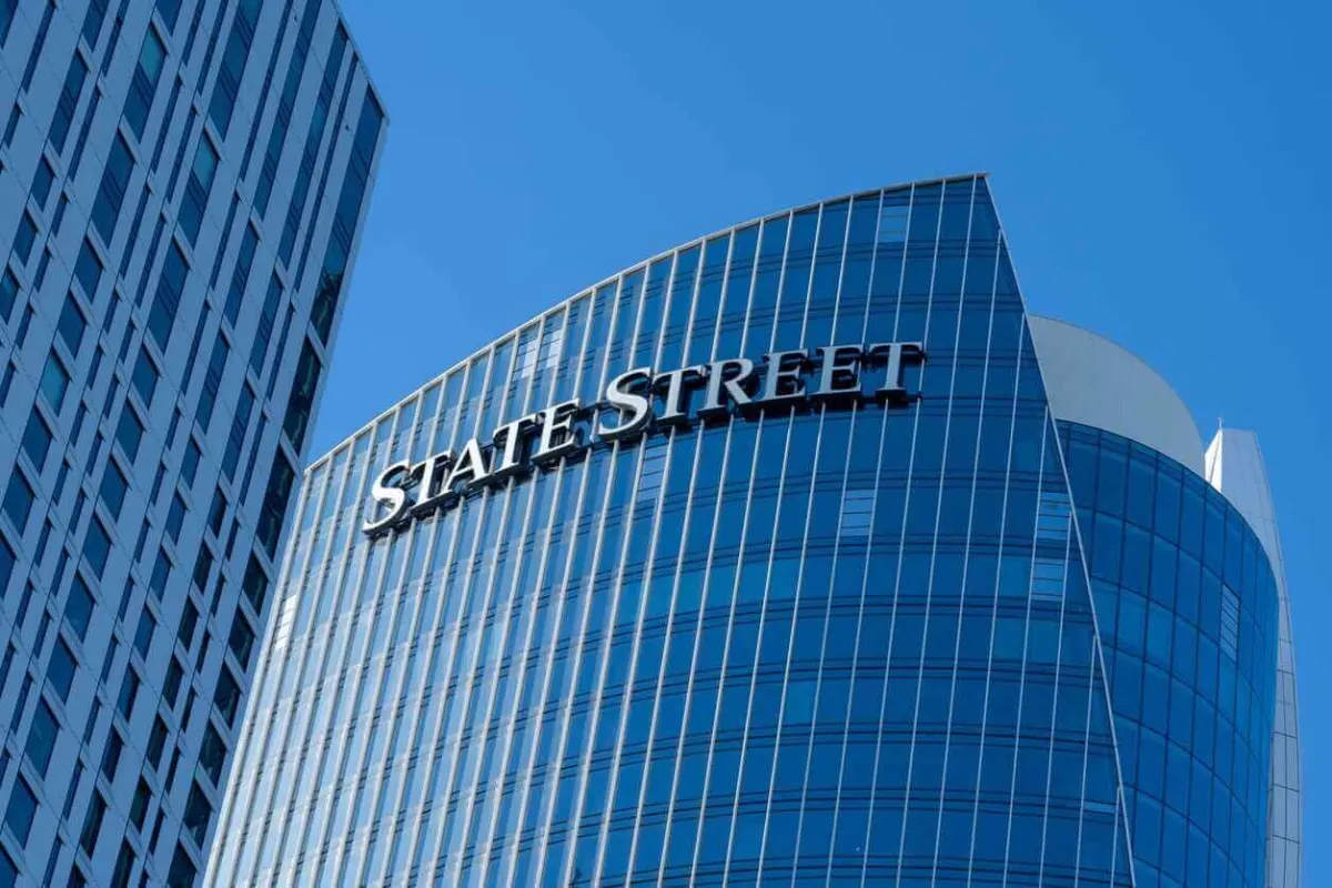 STT có vượt qua S&P 500? Phân tích cổ phiếu State Street