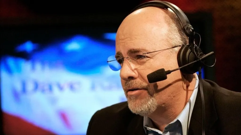 Dave Ramsey: Chỉ 3 khoản đầu tư, không mua cổ phiếu lẻ