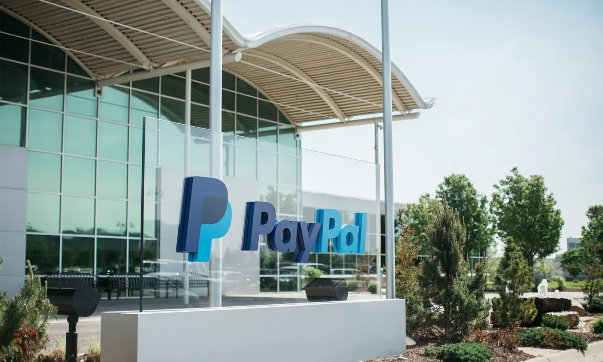 PayPal Từ Chối Giá Mua Lại 60,5 USD/Cổ Phiếu