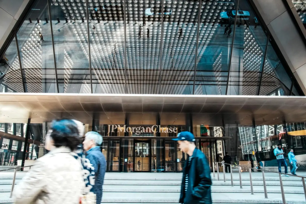 JPMorgan kêu gọi siết chặt quản lý thị trường crypto