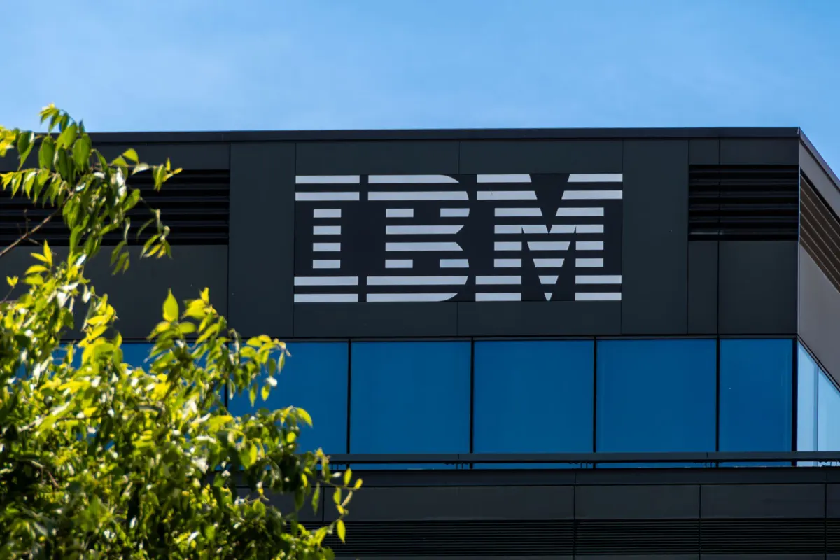 Cách Đầu Tư IBM Khi Hợp Tác NASA Ra Mô Hình Mã Nguồn Mở
