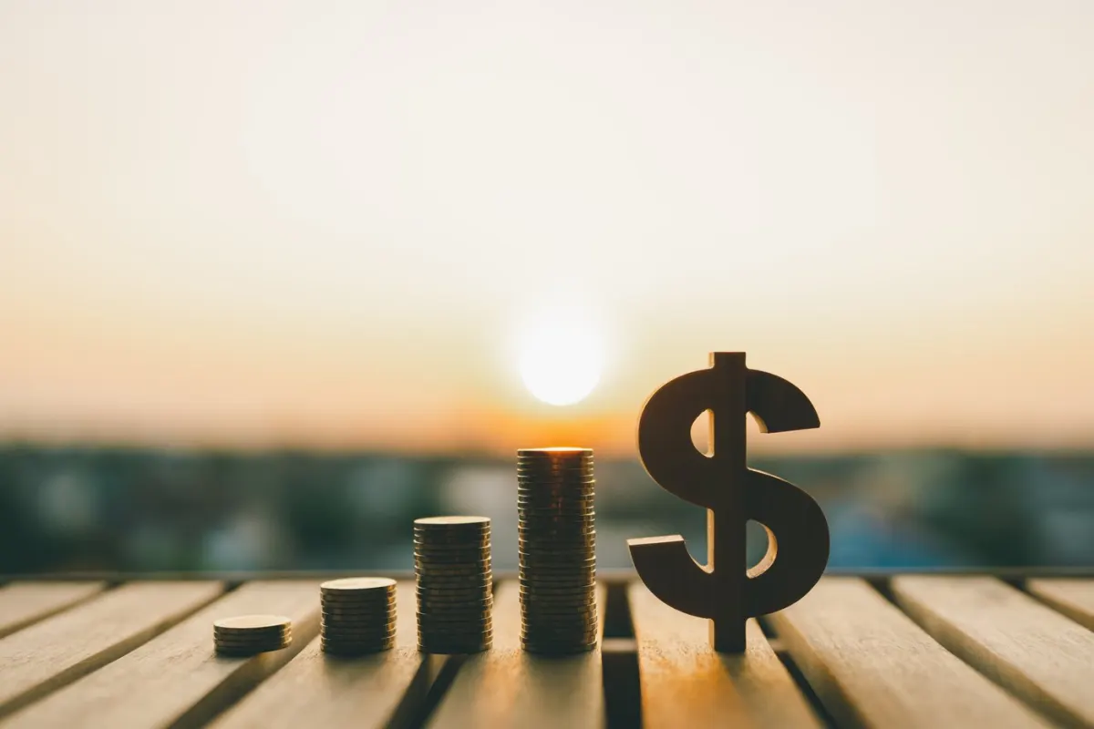 So sánh ETF cổ tức: SCHD hay RDVY đầu tư tốt hơn?