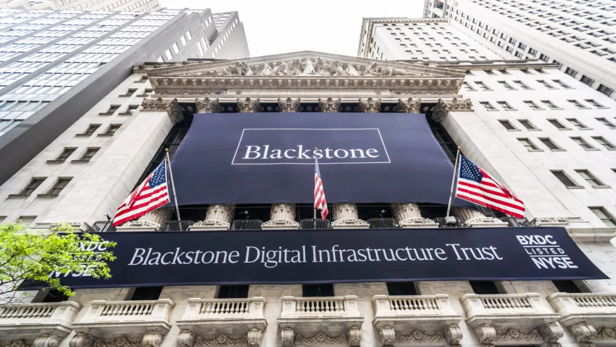 Blackstone thắng lớn nhờ AI, các quỹ “zombie” bối rối