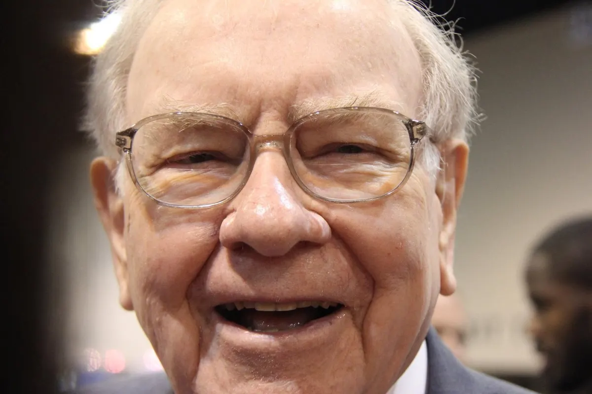Bí quyết Warren Buffett: Biến 300 USD thành 1 triệu USD
