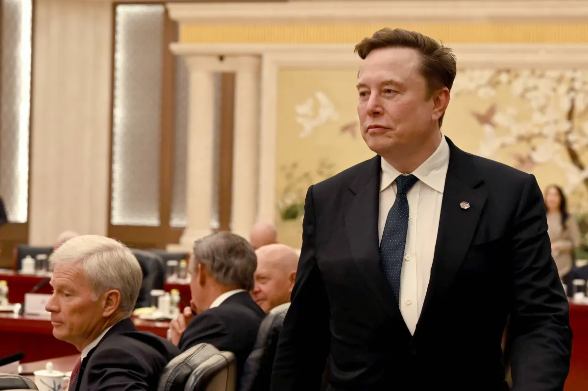 Elon Musk: AI & Robot Sẽ Nhân Đôi Kinh Tế Toàn Cầu?